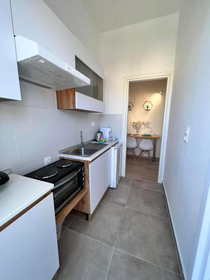 E & G - Figareto Apartment Kanoni  Eksteriør bilde